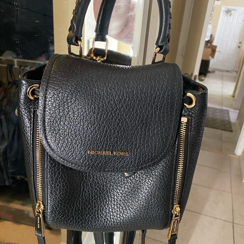 Michael kors viv backpack